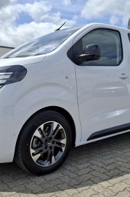 Opel Zafira D Extra Long L2H1 Business AT8 Extra Long L2H1 Business AT8 2.2 180KM-2