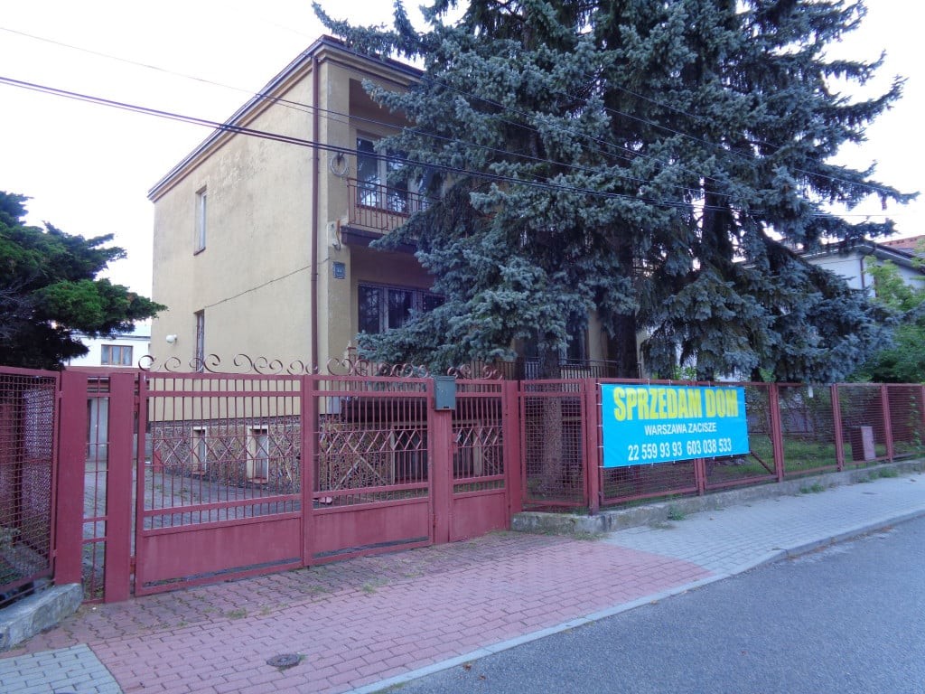dom na sprzedaż