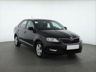 Skoda Rapid , Salon Polska, Klima, Parktronic