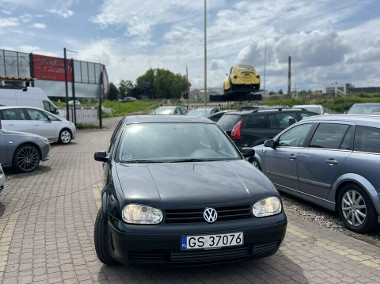 Volkswagen Golf IV-1