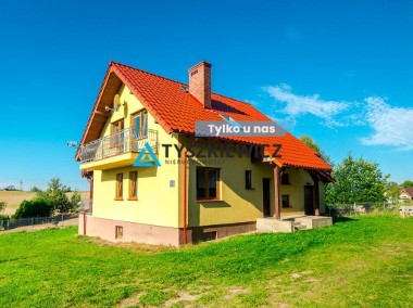 Atrakcyjny dom wolnostojący  w Mądrzechowie-1