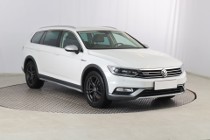 Volkswagen Passat B8 , 240 KM, Automat, Skóra, Navi, Klimatronic, Tempomat,