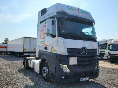 Mercedes-Benz Actros-1