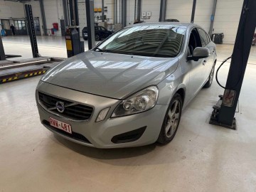 Volvo S60 II
