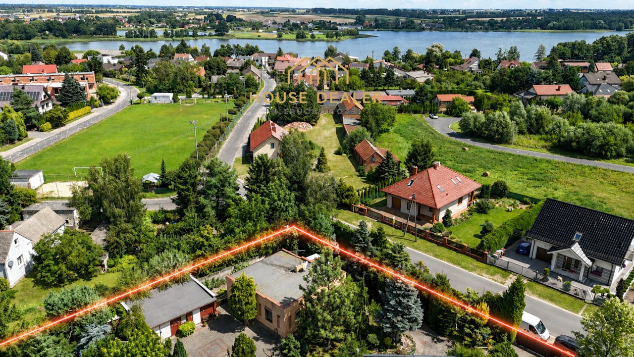 Dom z pięknym ogrodem Działka 922 m² Garaż Bnin