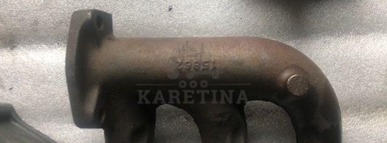 Kubota D722 - Kolektor Wydechowy-1
