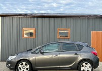 Opel Astra J