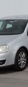 Volkswagen Jetta V , Klimatronic, Parktronic, Podgrzewane siedzienia,ALU-3