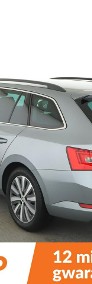 Skoda Superb III PHEV automat virtual cocpit klima auto grzane fotele navikamera i cz-4