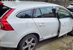 Volvo V60 I Uszkodzone 163KM 2.0 Diesel