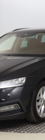 Skoda Octavia IV , Automat, VAT 23%, Navi, Klimatronic, Tempomat, Parktronic,-3