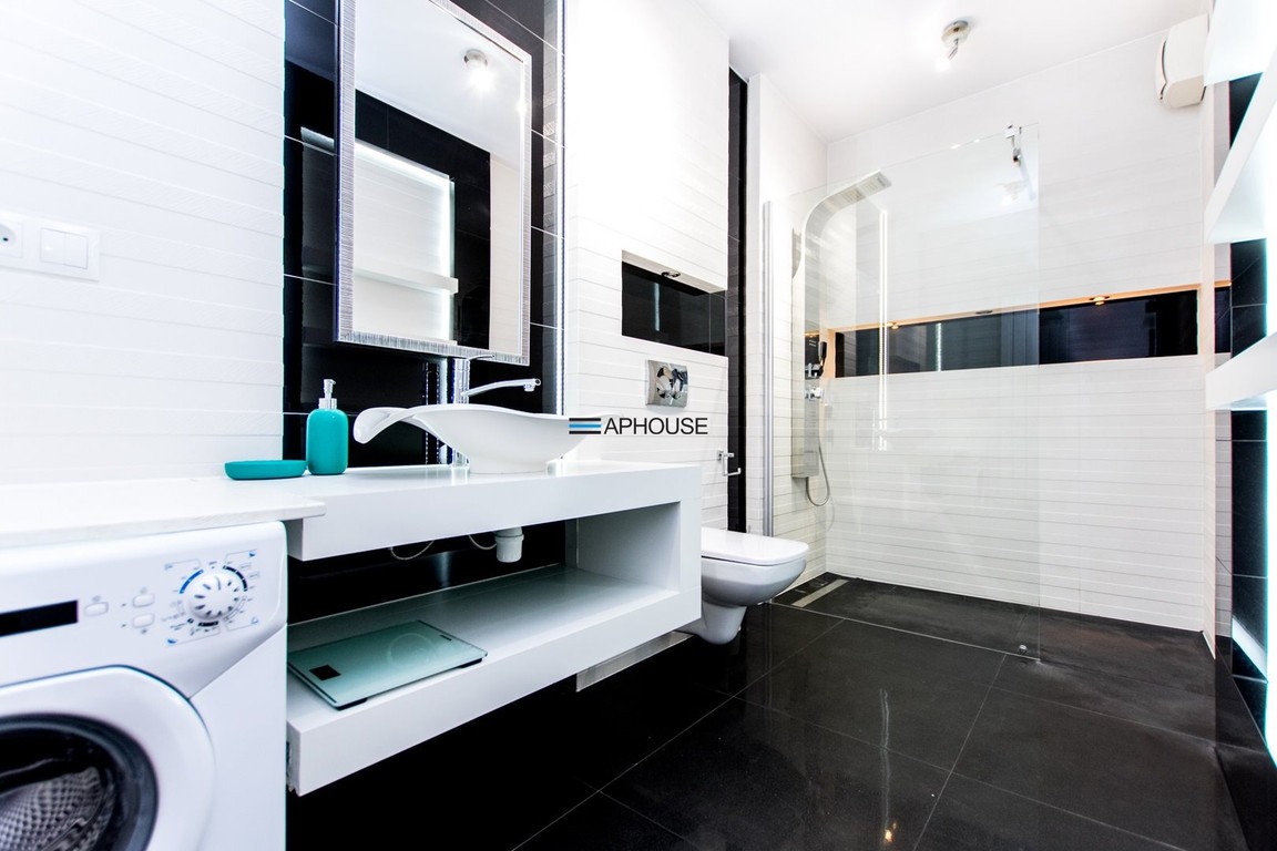 2 pokoje 45 m² + BALKON | STARE MIASTO | Rakowicka - Więcej