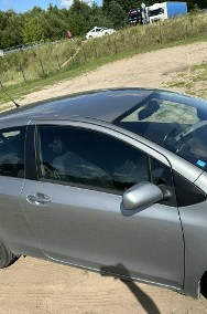 Toyota Yaris II 1,3 Benzyna/87KM/Kamera/Czujniki/klimatyzacja/Isofix/Drugie opony-2
