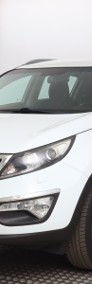 Kia Sportage III , Xenon, Klima, Tempomat, Parktronic, Podgrzewane siedzienia-3