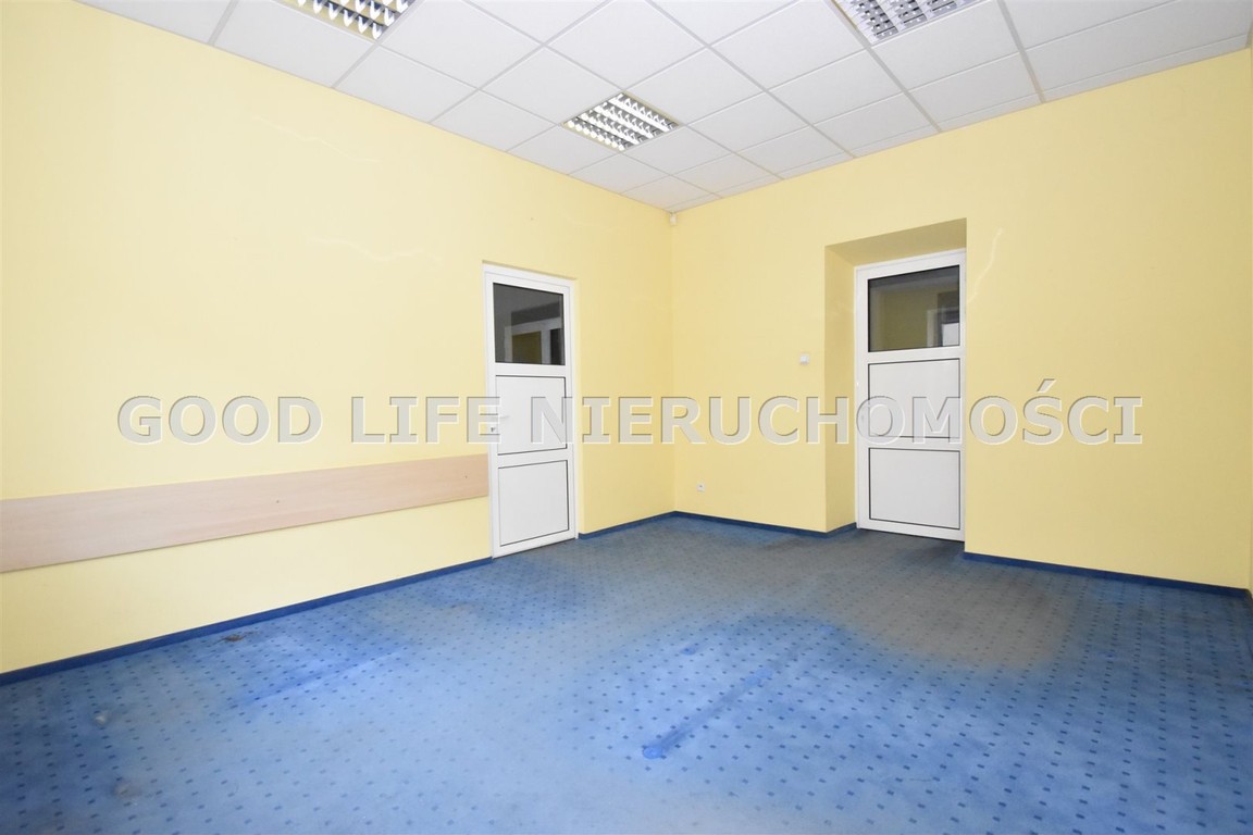 Lokal w centrum, od zaraz, parter, kwota brutto - Widok 6