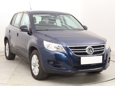 Volkswagen Tiguan , DSG, Navi, Klimatronic, Tempomat, Parktronic,-1