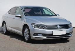 Volkswagen Passat B8 , Salon Polska, Klimatronic, Tempomat, Parktronic