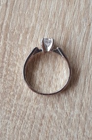 Nowy prosty pierścionek jedna cyrkonia srebrny kolor-3