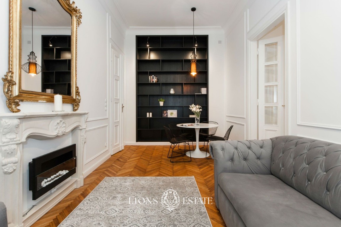 Apartament w kamienicy przy Placu Unii Lubelskiej - View 2