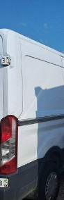 Ford Transit-4