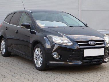 Ford Focus III , Navi, Klimatronic, Tempomat, Podgrzewane siedzienia,ALU-1