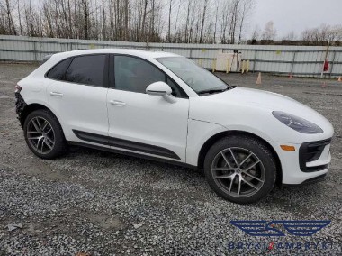 Porsche Macan-1