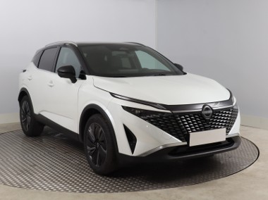 Nissan Qashqai III , 1. Właściciel, Serwis ASO, Automat, VAT 23%, Skóra, Navi,-1