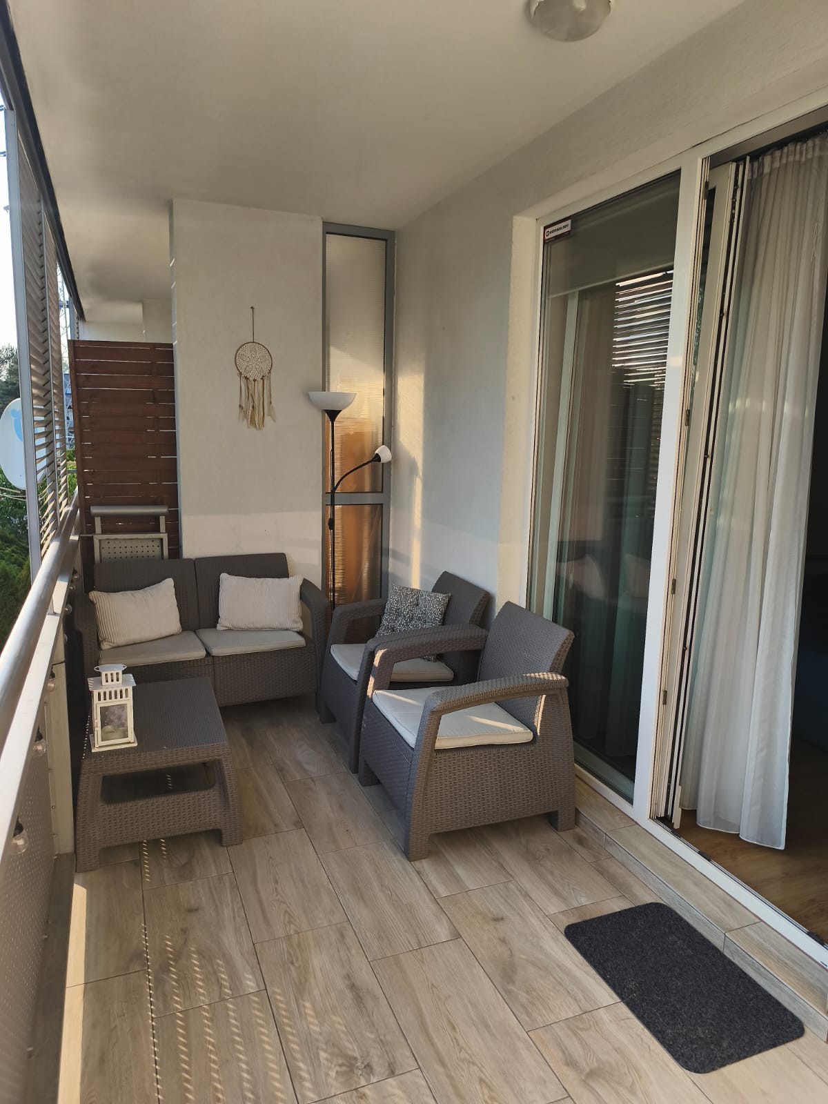 61 m² | 2 pokoje | PKP 7 min | klimatyzacja I zamknięte osiedle | loggia | las - Widok 2