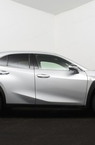 Lexus UX 300h F Sport Design 2.0 Hybrid Dynamic Force 300h F Sport Design 2.0-2