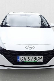 Hyundai Elantra V-2