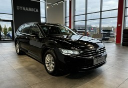 Volkswagen Passat B8 Variant Business 2.0TDI 150KM M6 2022 r., salon PL, I wł., f-a VAT