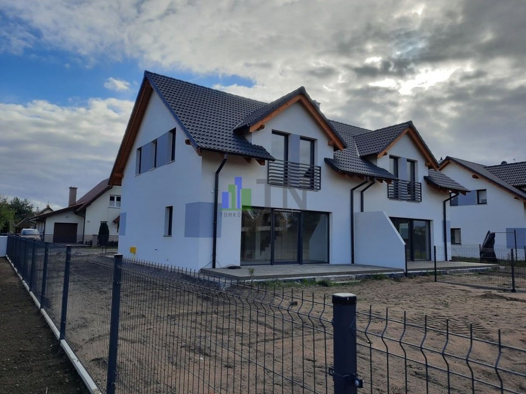 Dom na sprzedaż, 5 pokoi, 126 m², Czernica