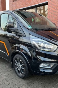 Ford Tourneo-2