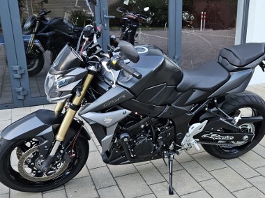 Suzuki GSR