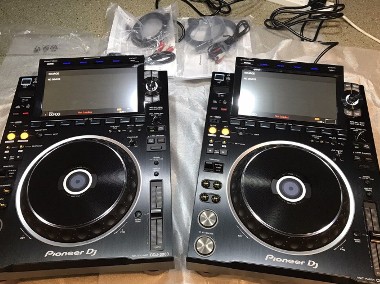 Pioneer CDJ-3000, DJM-A9, DJM-V10-LF, DJM-S11, Pioneer CDJ-2000NXS2, DJM-900NXS2-1