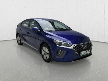 Hyundai Ioniq-1