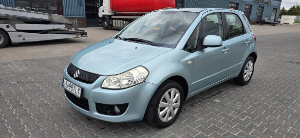 1.6i Benzyna 105KM Klimatyzacja Webasto 5-Drzwi