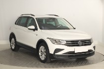 Volkswagen Tiguan , Salon Polska, Serwis ASO, DSG, Navi, Klimatronic, Tempomat,