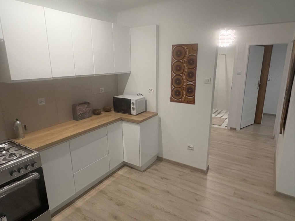 3-cameră apartament de 48 m²