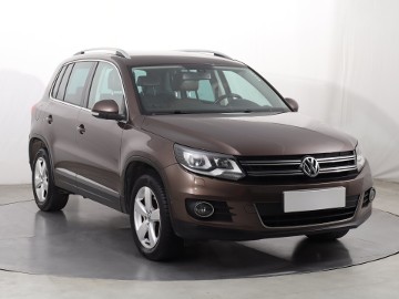 Volkswagen Tiguan , Salon Polska, Serwis ASO, VAT 23%, Skóra, Navi, Xenon,