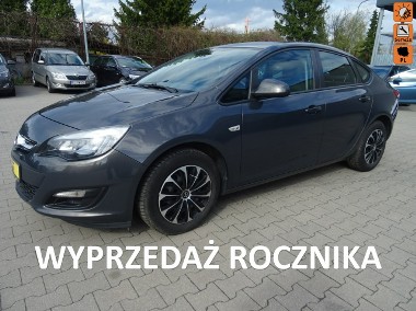 Opel Astra J 1.6 115 KM, krajowy w bardzo dobrym stanie.-1