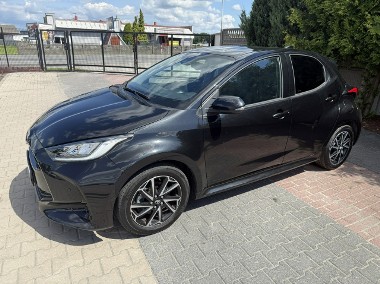 Toyota Yaris IV-1