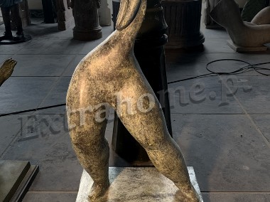 Figura z brązu. Thick lady Nowoczesna kobita w stylu Rubensa H: 84 cm.-1