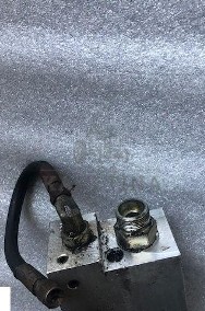 Claas Ranger - Zamek Siłownika Wychyłu Łyźki-2