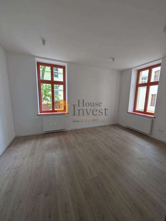 Biuro w odrestaurowanej kaminicy w centrum - Widok 3