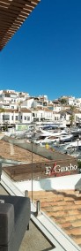 Luksusowy, dwupoziomowy penthouse w sercu Puerto Banus, Marbella, Costa del Sol-3