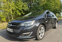 Opel Astra J