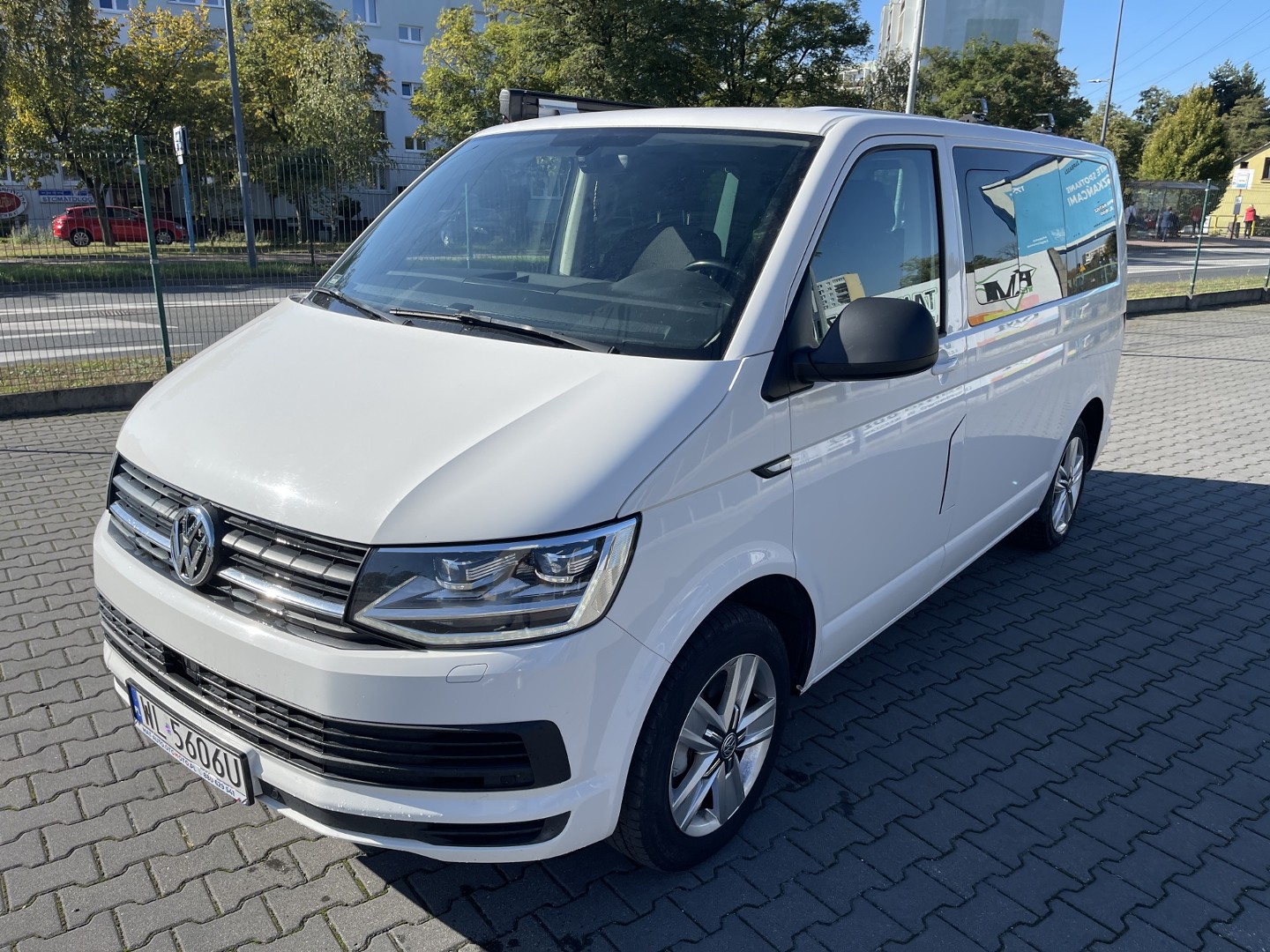 Volkswagen Multivan 2.0 TDi DSG Markiza