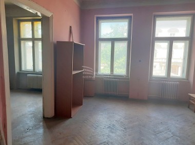 4 pokoje -mieszkanie w kamienicy w centrum Krakowa-1