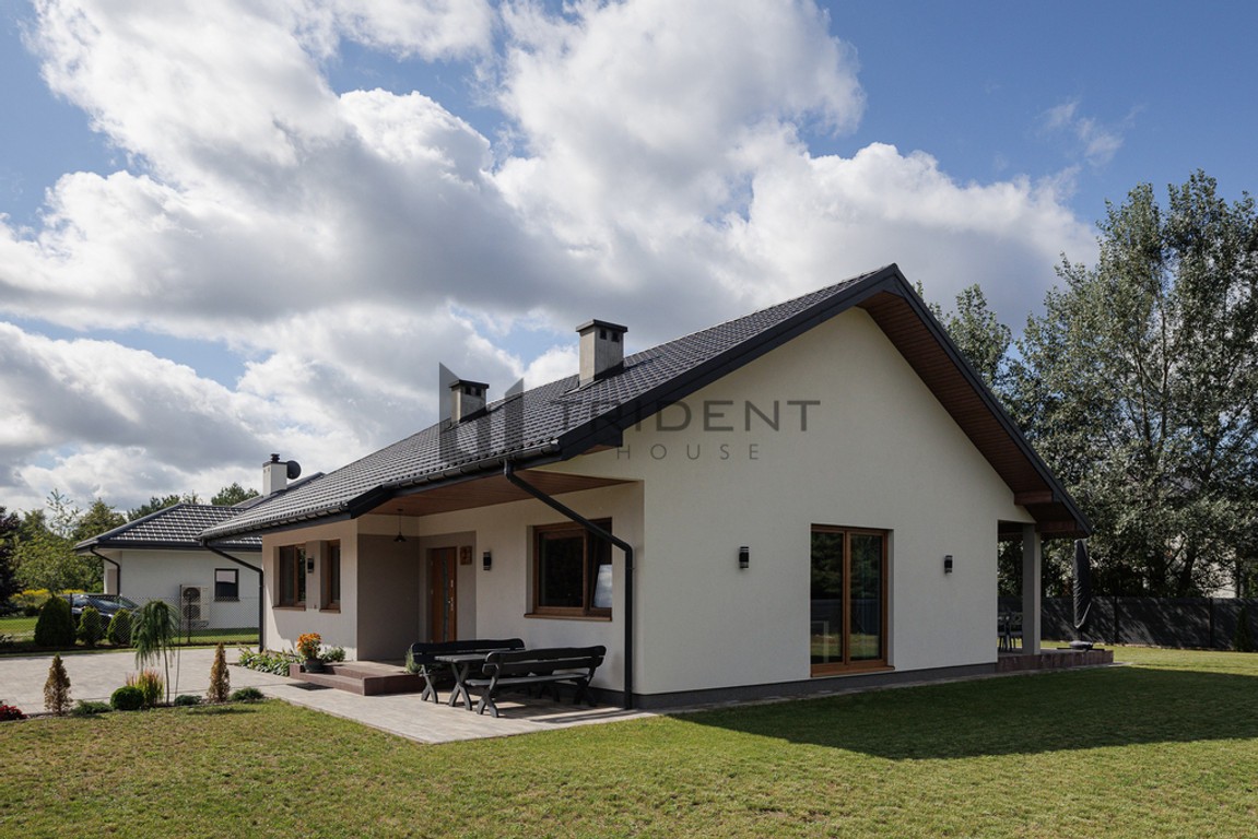 Dom na sprzedaż, 4 pokoje, 97 m², Prażmów